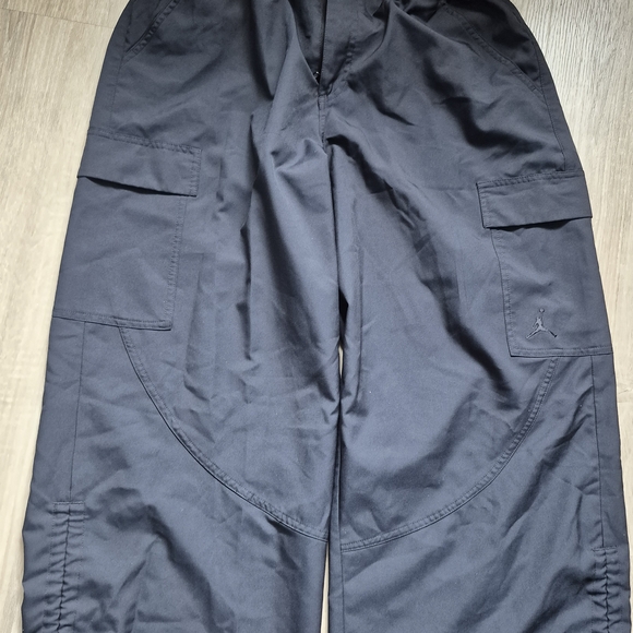 Nike Jordan's Cargo Pants - Picture 3 of 7